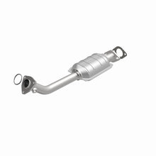 Load image into Gallery viewer, MagnaFlow DF Catalytic Conv 01-03 Infiniti QX4 3.5L P/S Rear / 01-04 Nissan Pathfinder 3.5L P/S Rear