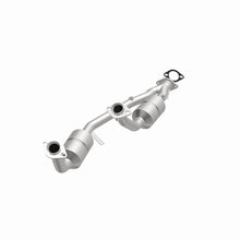 Load image into Gallery viewer, MagnaFlow Direct Fit Catalytic Converter 98 Ford Windstar 3.8L Assm