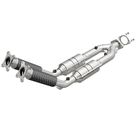 MagnaFlow Direct Fit Catalytic Converter 99-01 Volvo S80 2.8L