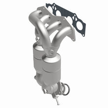 Load image into Gallery viewer, MagnaFlow Direct Fit Catalytic Converter 01-03 Toyota Rav4 2.0L L4