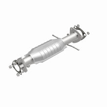 Load image into Gallery viewer, MagnaFlow Direct Fit Catalytic Converter 96-99 S10/Sanoma 4WD 4.3L