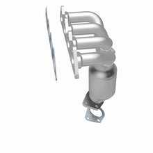 Load image into Gallery viewer, MagnaFlow Direct Fit Catalytic Converter 01-05 Dodge Stratus 2.4L