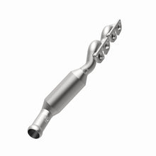 Load image into Gallery viewer, MagnaFlow Direct Fit Catalytic Converter 07-10 BMW X5 4.8L V8