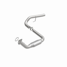 Load image into Gallery viewer, MagnaFlow Direct Fit Catalytic Conv 02-06 Cadillac Escalade / 02-06 GM Yukon (Inc Denali) 6.0L D/S