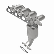 Load image into Gallery viewer, MagnaFlow Direct Fit Catalytic Converter 00-02 Hyundai Accent 1.5L