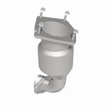 Load image into Gallery viewer, MagnaFlow Direct Fit Catalytic Converter 01-02 Dodge Stratus 2.7L