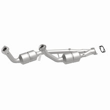 Load image into Gallery viewer, MagnaFlow Direct Fit Catalytic Converter 98 Ford Windstar 3.8L Assm
