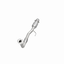 Load image into Gallery viewer, MagnaFlow Direct Fit Catalytic Converter 99-00 Toyota Solara 2.2L