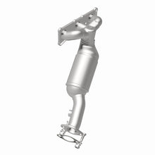 Load image into Gallery viewer, MagnaFlow Direct Fit Catalytic Converter BMW 3 06-09 Rear OEM