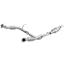 MagnaFlow Direct Fit Catalytic Converter Explorer 02-04 4.6L OEM