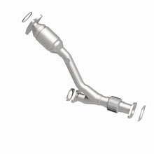 Load image into Gallery viewer, MagnaFlow Direct Fit Catalytic Converter 05-06 Pontiac G6 3.5L Rear