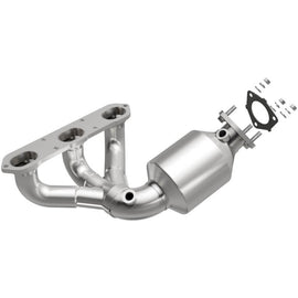 MagnaFlow Direct Fit Catalytic Converter 2006 Porsche Cayman 3.4L Underbody