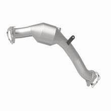 Load image into Gallery viewer, MagnaFlow Direct Fit Catalytic Converter 11-15 Audi Q7 V6 3.0L - 2.5in Pipe Dia 24.375in L