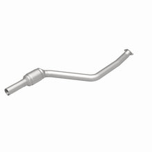 Load image into Gallery viewer, MagnaFlow Direct Fit Catalytic Converter BMW 3 06-09 Front OEM