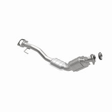 Load image into Gallery viewer, MagnaFlow Direct Fit Catalytic Converter 08 Trailb/Envoy 4.2L OEM