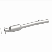 Load image into Gallery viewer, MagnaFlow Direct Fit Catalytic Converter 2000-2002 Ford E-150/E-250/E-350 Ecoline/Super Duty