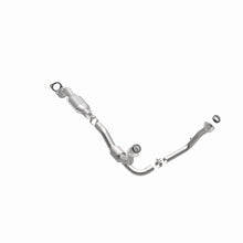 Load image into Gallery viewer, MagnaFlow Direct Fit Catalytic Converter 00-04 Chevy Blazer 4.3L
