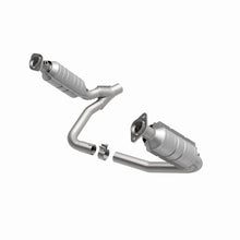 Load image into Gallery viewer, MagnaFlow Direct Fit Catalytic Conv 05-06 Dodge Dakota/2006 Mitsubishi Raider 3.7L Y-Pipe Assembly