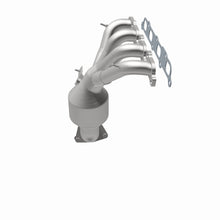 Load image into Gallery viewer, MagnaFlow Direct Fit Catalytic Converter 2004-2005 Colorado 2.8L