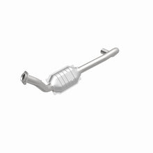 Load image into Gallery viewer, MagnaFlow Direct Fit Catalytic Converter 04-05 Dodge Ram 1500 Pickup 5.7L D/S