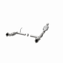 Load image into Gallery viewer, MagnaFlow Direct Fit Catalytic Converter 02-04 Explorer 4.6L