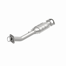 Load image into Gallery viewer, MagnaFlow Direct Fit Catalytic Converter 07 Titan 5.6L D/S rr OEM