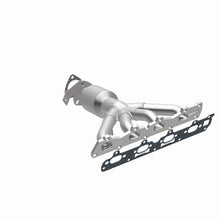 Load image into Gallery viewer, MagnaFlow Direct Fit Catalytic Converter 06 Pontiac G6 2.4L