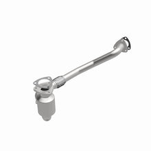 Load image into Gallery viewer, MagnaFlow Direct Fit Catalytic Converter 00-03 Saturn LS 3.0L Front