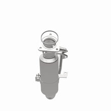 Load image into Gallery viewer, MagnaFlow Direct Fit Catalytic Converter 00-02 Focus 2.0L OEM