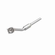 Load image into Gallery viewer, MagnaFlow DF Cat Conv 99-04 VW Beetle T/C GLX Turbo S / 99-03 Golf T/C GLS GTI / 99-03 Jetta T/C GLS