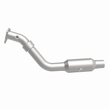 Load image into Gallery viewer, MagnaFlow Direct Fit Catalytic Converter OEM 2004-2006 Chrysler Pacifica Underbody