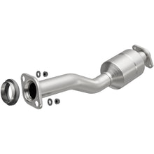 Load image into Gallery viewer, MagnaFlow Direct Fit Catalytic Converter 2009-2014 Sentra 2.0 L Underbody