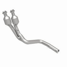 Load image into Gallery viewer, MagnaFlow Direct Fit Catalytic Converter 1999 Jeep Cherokee 4.0L