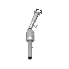 Load image into Gallery viewer, MagnaFlow Direct Fit Catalytic Converter 06-10 VW Beetle 2.5L