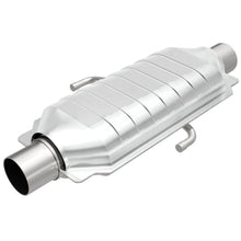Load image into Gallery viewer, MagnaFlow Universal Catalytic Converter 2Air 19.5X7X4 2.25X2.25