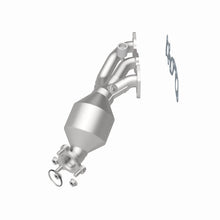 Load image into Gallery viewer, MagnaFlow Direct Fit Catalytic Converter 01-04 Nissan Frontier Driver Side Manifold