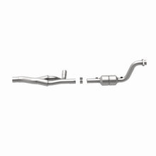 Load image into Gallery viewer, MagnaFlow Direct Fit Catalytic Converter 04-06 Dodge Durango 5.7L Passenger Side