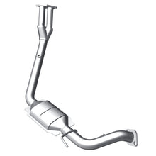 Load image into Gallery viewer, MagnaFlow Direct Fit Catalytic Converter ISUZU RODEO 2.2L OEM