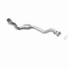 Load image into Gallery viewer, MagnaFlow Direct Fit Catalytic Converter 96-98 Explorer-Mountaineer