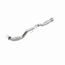 Load image into Gallery viewer, MagnaFlow Direct Fit Catalytic Converter 03-07 GM 2500/3500 Passenger Side