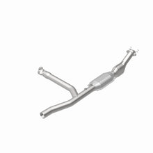Load image into Gallery viewer, MagnaFlow Direct Fit Catalytic Converter 97-98 F150/F250 4.2L 2Wd Pa