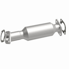Load image into Gallery viewer, MagnaFlow Direct Fit Catalytic Converter 2006 Kia Optima 2.4L