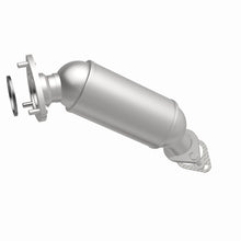 Load image into Gallery viewer, MagnaFlow Direct Fit Catalytic Converter 07-08 GM SUV 3.6L Rear OEM
