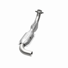 Load image into Gallery viewer, MagnaFlow Direct Fit Catalytic Converter 01 Ford Trucks 4.6L