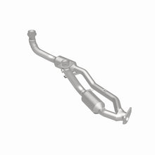 Load image into Gallery viewer, MagnaFlow Direct Fit Catalytic Converter 99-00 Windstar 3.0L V6