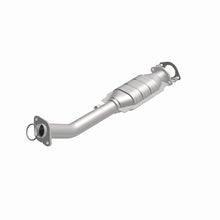 Load image into Gallery viewer, MagnaFlow Direct Fit Catalytic Converter 07 Titan 5.6L D/S rr OEM