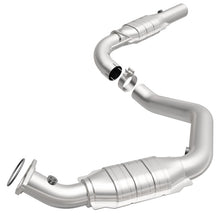 Load image into Gallery viewer, MagnaFlow Direct Fit Catalytic Converter 03-09 GM 2500/3500 Driver Side
