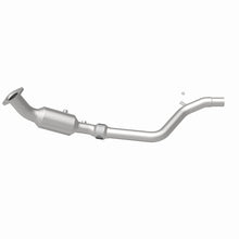 Load image into Gallery viewer, MagnaFlow Direct Fit Catalytic Converter 05-07 Chrysler 300 2.7/3.5L D/S