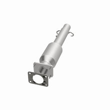 Load image into Gallery viewer, MagnaFlow Direct Fit Catalytic Converter Cadillac 96-99 4.6L