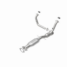 Load image into Gallery viewer, MagnaFlow Direct Fit Catalytic Converter Chevy S-10 00-02 OEM